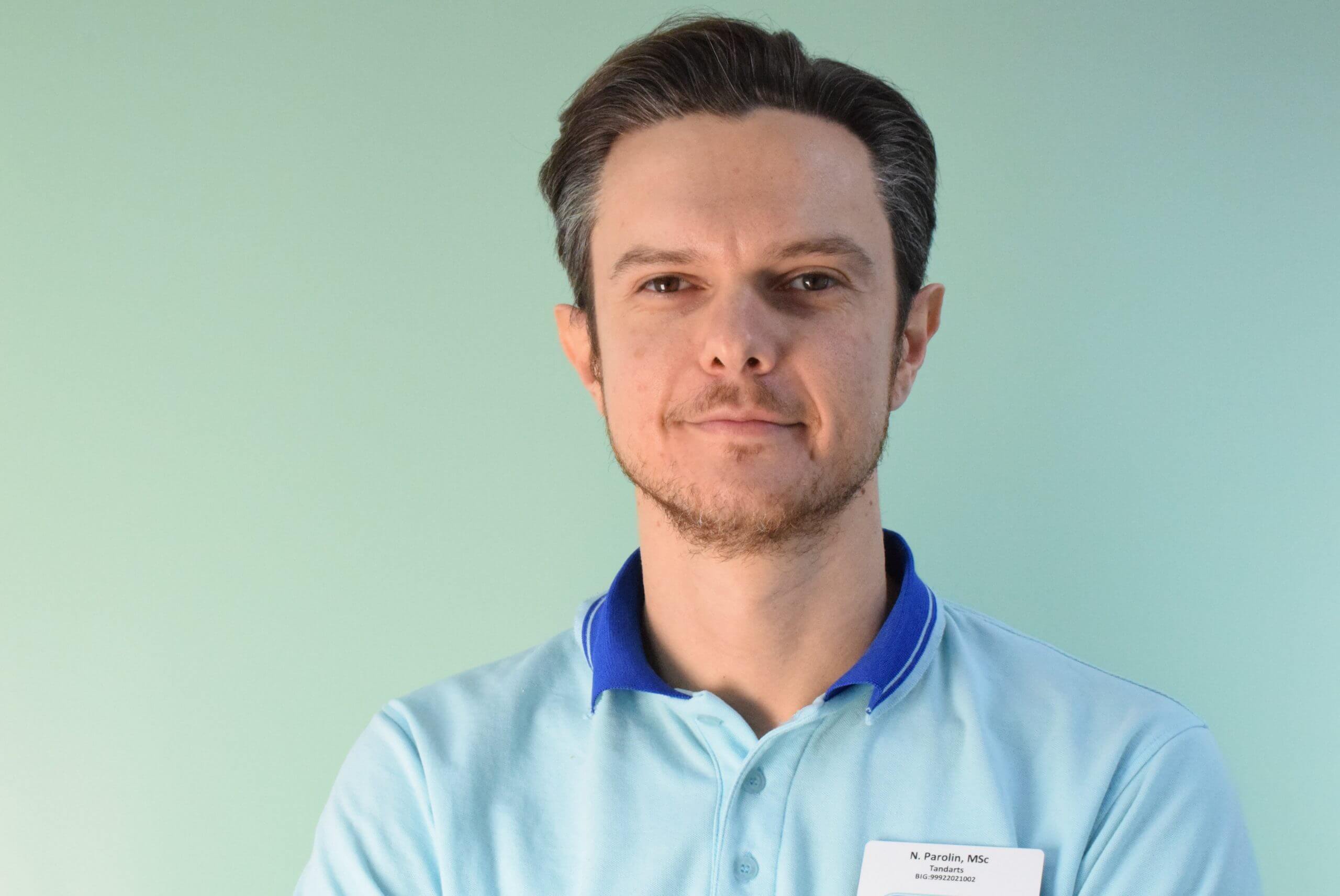 photo of dentist N. Parolin