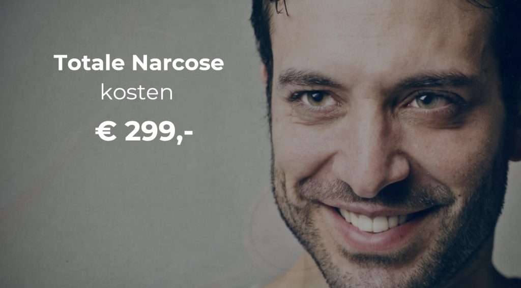 Kunstgebit onder Narcose Man Commercial 